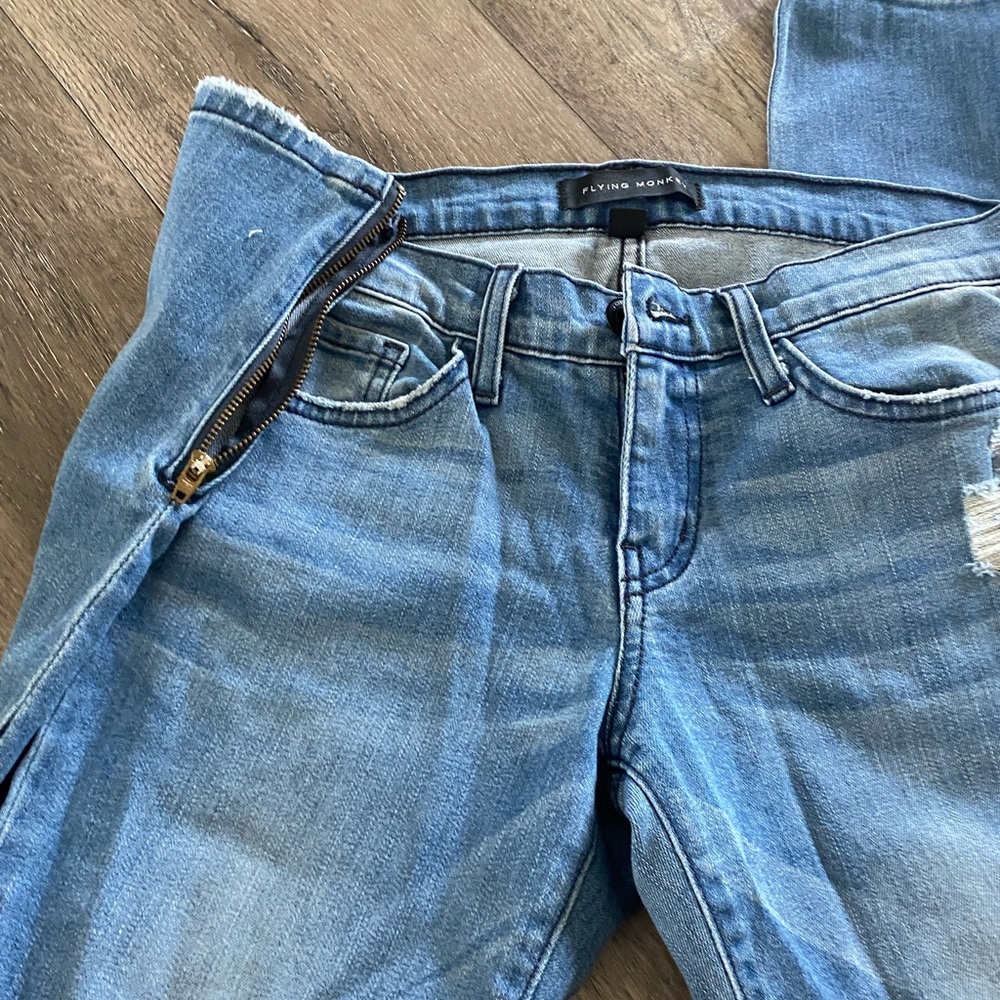 Flying monkey jeans size 27